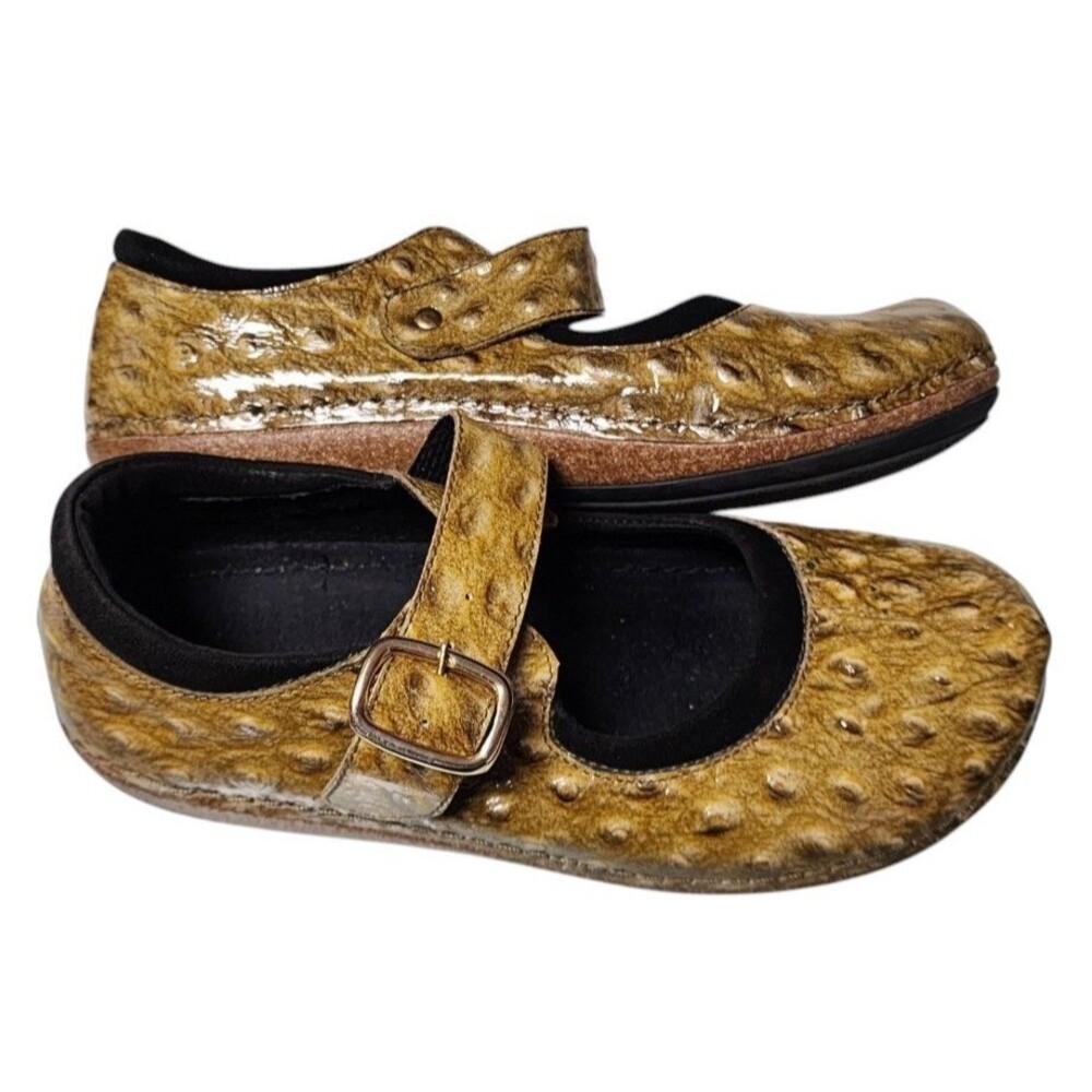Helle Comfort Mary Janes Size EU 37 Croc Embossed Leather US 6.5